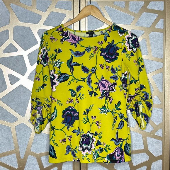 Ann Taylor Floral‎ Gorgeous Top - Picture 1 of 6